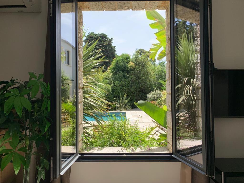 Hpc Suites - Cassis Centre - Parking Gratuit & Piscine Chauffee الغرفة الصورة